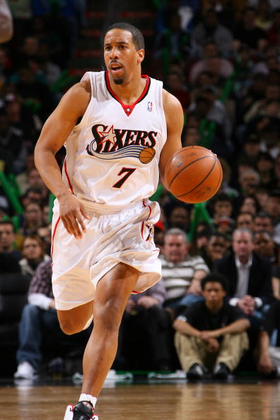 他完成了质 他完成了质