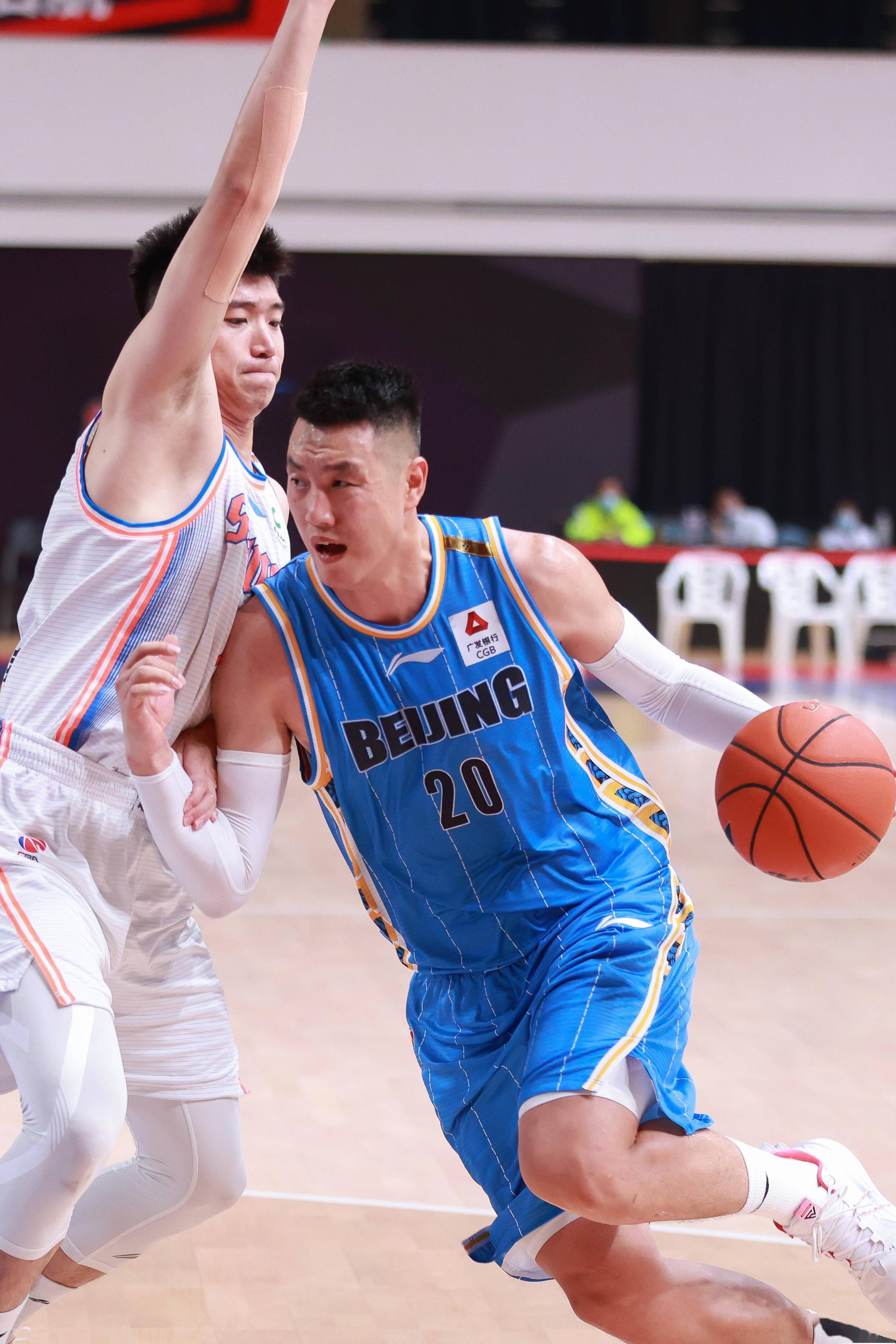 仅让阿申纳 仅让阿申纳